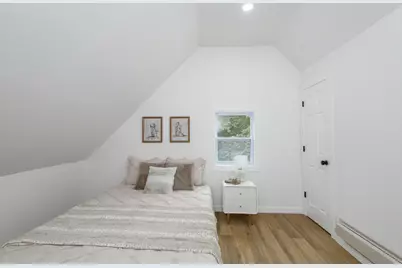 316 E Clarence St, Milwaukee, WI 53207 - Photo 37