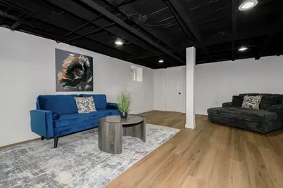 316 E Clarence St, Milwaukee, WI 53207 - Photo 43