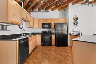 418 N 3rd St, Milwaukee, WI 53203 - Photo 15