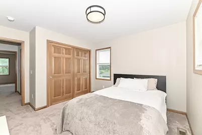 611  Hunter Dr, Racine, WI 53406 - Photo 31