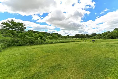 611  Hunter Dr, Racine, WI 53406 - Photo 43