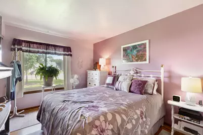 8366  28th Ave, Kenosha, WI 53143 - Photo 9
