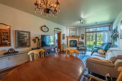 770  Bridlewood Dr #6103E, Hartford, WI 53027 - Photo 3