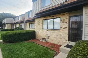 6556 N Bourbon St, Milwaukee, WI 53224 - Photo 17