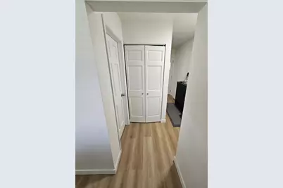 6556 N Bourbon St, Milwaukee, WI 53224 - Photo 13