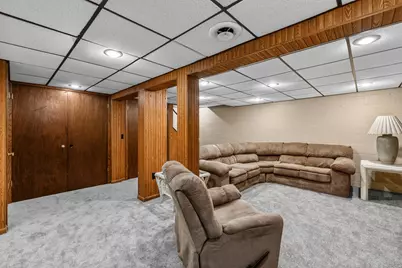 9301 S Sherwood Dr, Franklin, WI 53132 - Photo 31