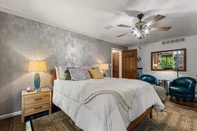 700  Waters Edge Rd #2, Racine, WI 53402 - Photo 23
