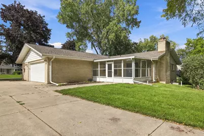 3920  Fiebrantz Dr, Brookfield, WI 53005 - Photo 29