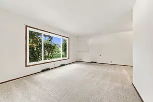 3920 Fiebrantz Dr, Brookfield, WI 53005 - Photo 7
