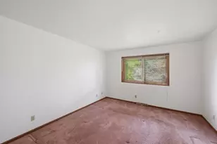 5921 Taylor Ave, Racine, WI 53403 - Photo 9