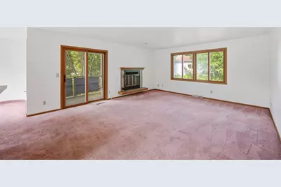 5921  Taylor Ave, Racine, WI 53403 - Photo 5