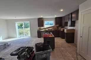 600 Harvest Ln, Hartford, WI 53027 - Photo 5