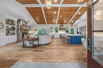 1886  Geneva Bay Dr, Lake Geneva, WI 53147 - Photo 5