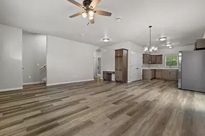 1914 N River Dr, West Bend, WI 53090 - Photo 5