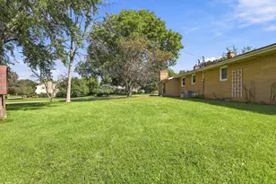 3735 San Fernando Dr, Brookfield, WI 53045 - Photo 31