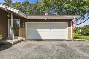3735 San Fernando Dr, Brookfield, WI 53045 - Photo 15