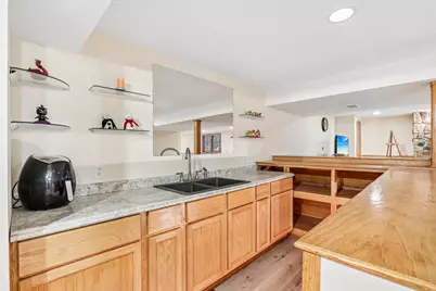 2500 E Circle Dr, Racine, WI 53405 - Photo 35