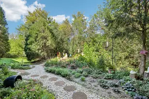 2500 E Circle Dr, Racine, WI 53405 - Photo 49