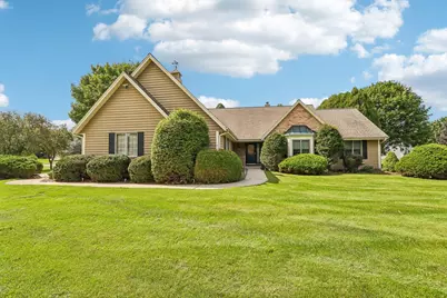 435  Nickelby Ct, Delafield, WI 53018 - Photo 7