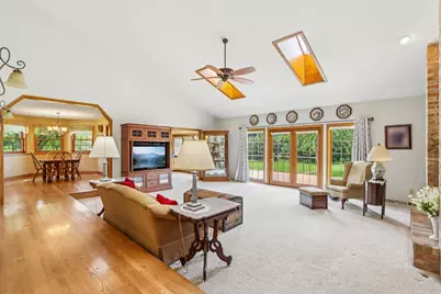 435  Nickelby Ct, Delafield, WI 53018 - Photo 11