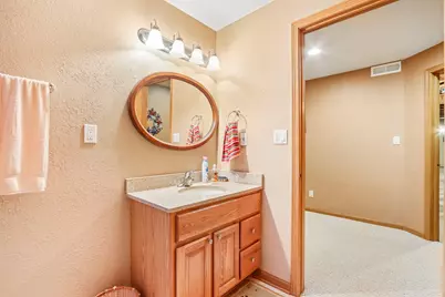 435  Nickelby Ct, Delafield, WI 53018 - Photo 57