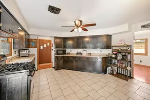 727 W Abbott Ave, Milwaukee, WI 53221 - Photo 11