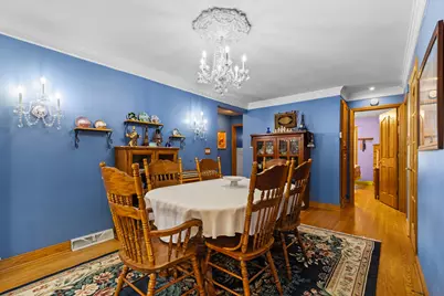 2141 S 105th St, West Allis, WI 53227 - Photo 13