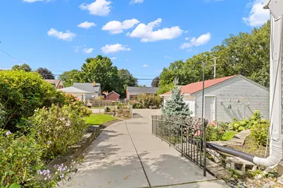 2141 S 105th St, West Allis, WI 53227 - Photo 3