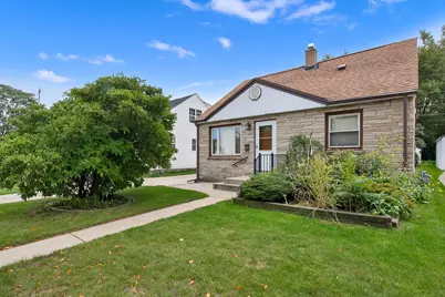2923 E Cudahy Ave, Saint Francis, WI 53235 - Photo 15