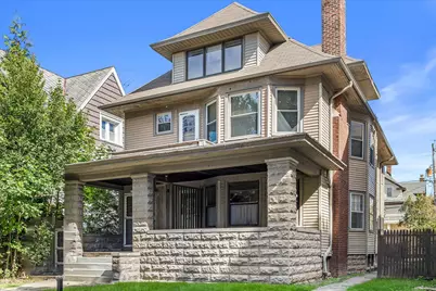 2912 N Maryland Ave, Milwaukee, WI 53211 - Photo 1