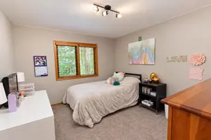 11920 W Whitaker Ave, Greenfield, WI 53228 - Photo 35