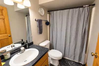 11920 W Whitaker Ln, Greenfield, WI 53228 - Photo 45