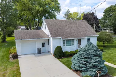 1502  River Dr, Watertown, WI 53094 - Photo 1