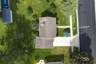 1502 River Dr, Watertown, WI 53094 - Photo 3