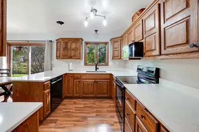 161  Caldwell St, Pewaukee, WI 53072 - Photo 13
