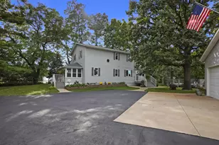 161 Caldwell St, Pewaukee, WI 53072 - Photo 31