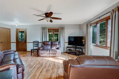 161  Caldwell St, Pewaukee, WI 53072 - Photo 11