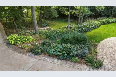 4949  Lake Dr, West Bend, WI 53095 - Photo 35