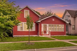 1322 Charles St, La Crosse, WI 54603 - Photo 1