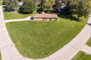 18550 Brookridge Dr, Brookfield, WI 53045 - Photo 27