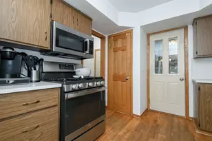 18550 Brookridge Dr, Brookfield, WI 53045 - Photo 11