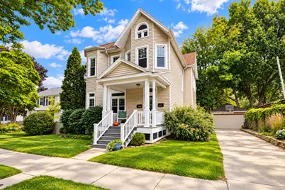 4631 N Oakland Ave #4633, Whitefish Bay, WI 53211 - Photo 1