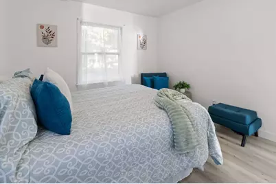 3913 N 70th St, Milwaukee, WI 53216 - Photo 9