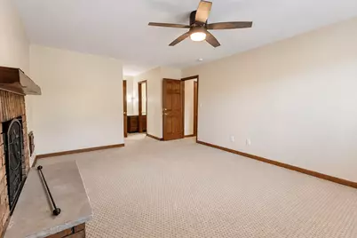 6634  Riverdale Ln, Greendale, WI 53129 - Photo 3