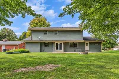 6634  Riverdale Ln, Greendale, WI 53129 - Photo 11