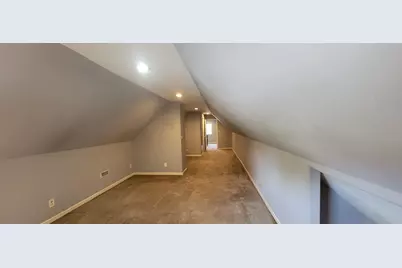 2880 N 52nd St, Milwaukee, WI 53210 - Photo 11