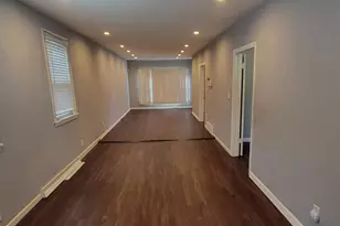 2880 N 52nd St, Milwaukee, WI 53210 - Photo 3