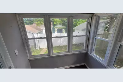 2880 N 52nd St, Milwaukee, WI 53210 - Photo 17
