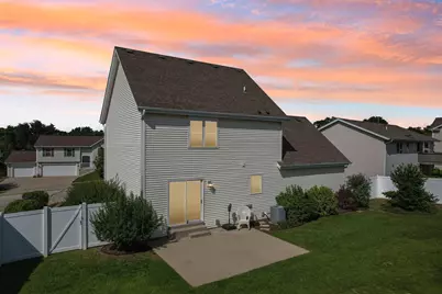 1147  Dresser Ave, Waukesha, WI 53188 - Photo 5