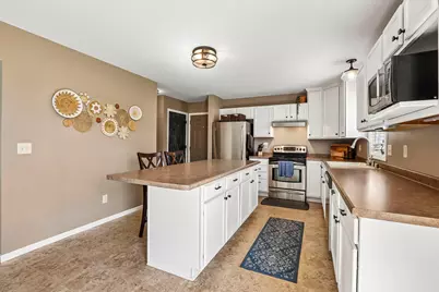 1147  Dresser Ave, Waukesha, WI 53188 - Photo 17